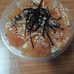 ข้าวหน้าแซลมอนเอง Size S