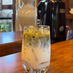 Baan Aksara Cafe&Studio