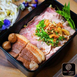 ก๋วยเตี๋ยวเรือหมูน้ำตก