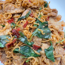 มาม่า ผัดพริกแห้ง