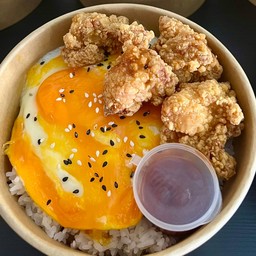 ข้าวไก่คาราเกะ+ไข่ขยี้จริงจัง