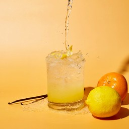 SIGNATURE Drink - Vanilla Yuzu Lemonade
