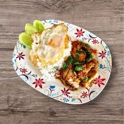 ข้าวกะเพราหมูแดง