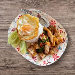 ข้าวกะเพราหมูกรอบ