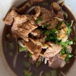 มังกรทองก๋วยเตี๋ยวเรืออยุธยา
