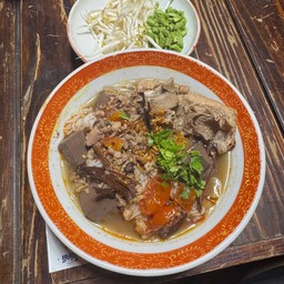 ขนมจีนน้ำเงี้ยว(สูตรเชียงราย)