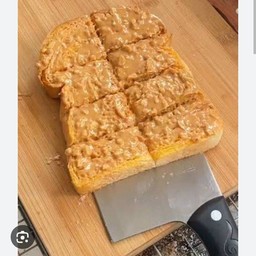 Peanut ปังเนยถั่ว ท่าอิฐ