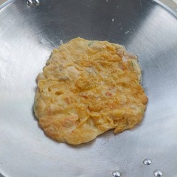 ข้าวไข่เจียวทรงเครื่อง