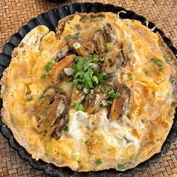 หอยทอดชาวแม่กลองแป้งบางนุ่ม