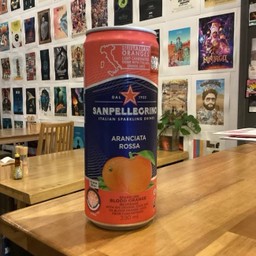 Sanpell. Aranciata Ross’s