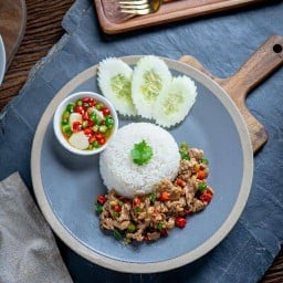 Hideout The Hub Phahol-Ari