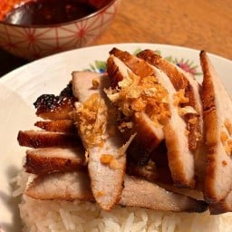 ย่างหมู-เทรดหุ้น