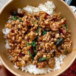 กะเพราหมูสับ