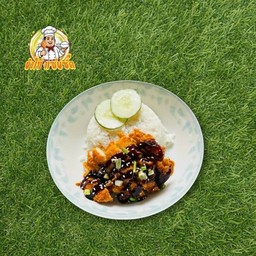 ยำไก่ แซ่บซี๊ด