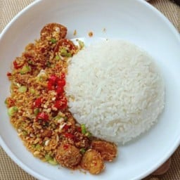 ไก่ผัดพริกเกลือ