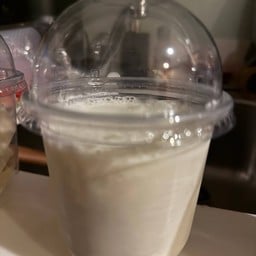 นมสตอเบอรี่ไม่มีน้ำตาลแลคโตส มักกะสัน