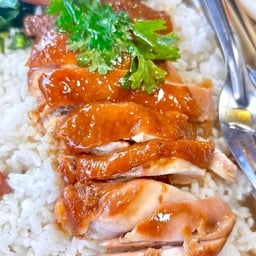 ข้าว ไก่ตุ๋น พะโล้  ฉ่ำๆ