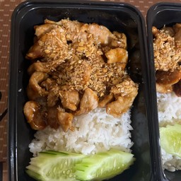 หมูทอดกระเทียม