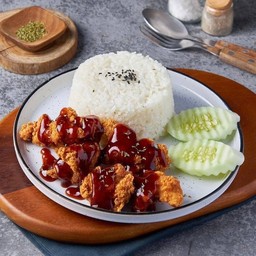 ข้าวไก่กรอบซอสบาร์บีคิว