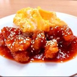 ข้าวไก่ทอดสไปซี่ไข่ทอร์นาโด