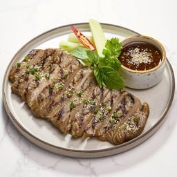 หมูย่างซอสแจ่ว