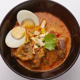 ก๋วยเตี๋ยวแกงเนื้อตุ๋น