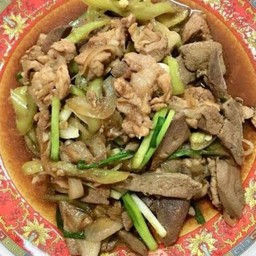 ข้าวผัดพริกอ่อนตับ