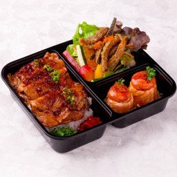 Buta Charcoal Bento