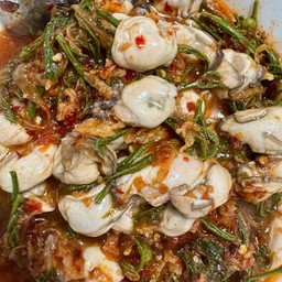 หอยนางรม 2กระปุก  ทรงเครื่อง