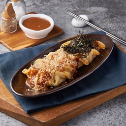 เกี๊ยวซ่าชอสโอโคโนมิยากิ