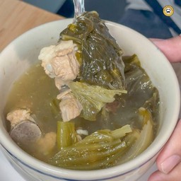 ผักกาดดองซี่โครงตุ๋น