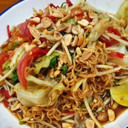 ตำมาม่า ผักลวก