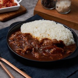 เบนโตะข้าวหน้าสตูว์หมูญี่ปุ่น ฟรี! เครื่องเคียงและซุปมิโสะ