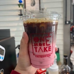 ลาเต้นมชมพู