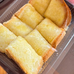 ขนมปังเนยนม+น้ำตาล ได้2แผ่นใหญ่