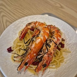 Agilio e Olio Shrimp กุ้งผัดพริกเเห้ง