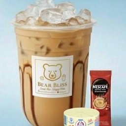 นมหมีเย็นกาแฟ