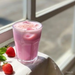 นมชมพูเย็น