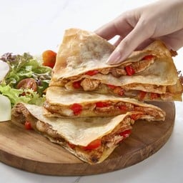 แฟลทกริลล์ ชีสซี่ไก่บาร์บีคิว