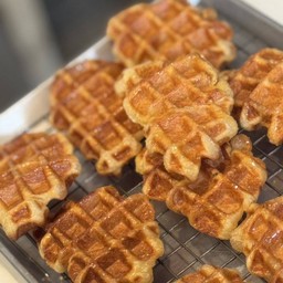 ครัฟเฟิลชิ้นใหญ่