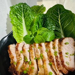 คอหมูย่างจิ้มแจ่ว