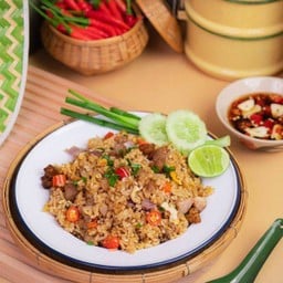 ข้าวผัดเนื้อเค็มโบราณ แม่นันท์