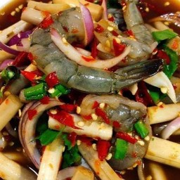 ยำไหลบัวกุ้งสด