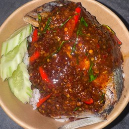 ข้าวพริกแกงปลาทู