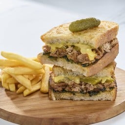 แซนด์วิชชีสซี่ทูน่าเมลท์