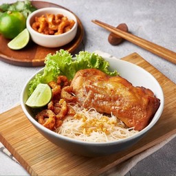 เส้นหมี่ไก่เผ็ด