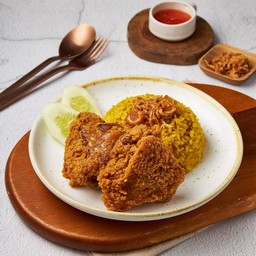 ข้าวหมกไก่สะโพกทอด 2 ชิ้น