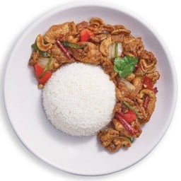 ข้าวไก่ผัดเม็ดมะม่วงหิมพานต์