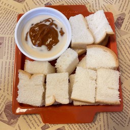 ขนมปังนึ่ง สังขยาชาไทย