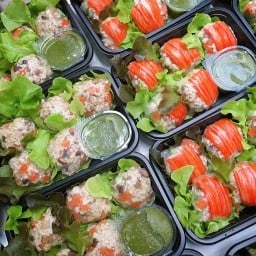 ลุยสวนอินดี้ สลัด หมี่คลุก หมี่ไก่ฉีก